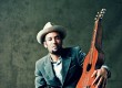 The musician who manages to get good tone from the guitar: Who is Ben Harper?
