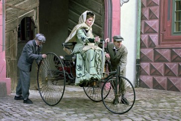 Who is Bertha Benz, the mother of the first car?