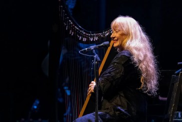 Known for Celtic songs: Who is Loreena Mckennitt?