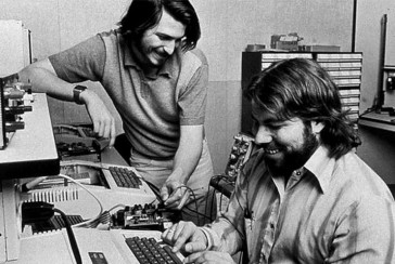 The Apple success story has two protagonists: Let's get to know the other computer genius 'Steve', Steve Wozniak