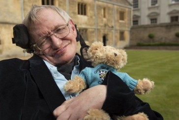 ALS disease left him helpless from the age of 21: Who is Stephen Hawking?