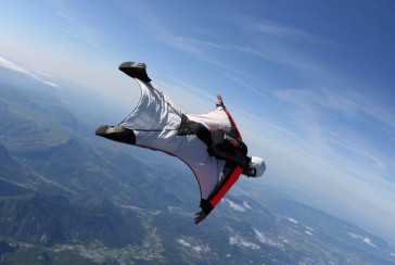 Who discovered the commercial wingsuit that allows extreme athletes to fly safely through the air today?