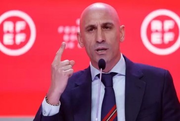 On the agenda for kissing the female football player on the lips: Who is Luis Rubiales?