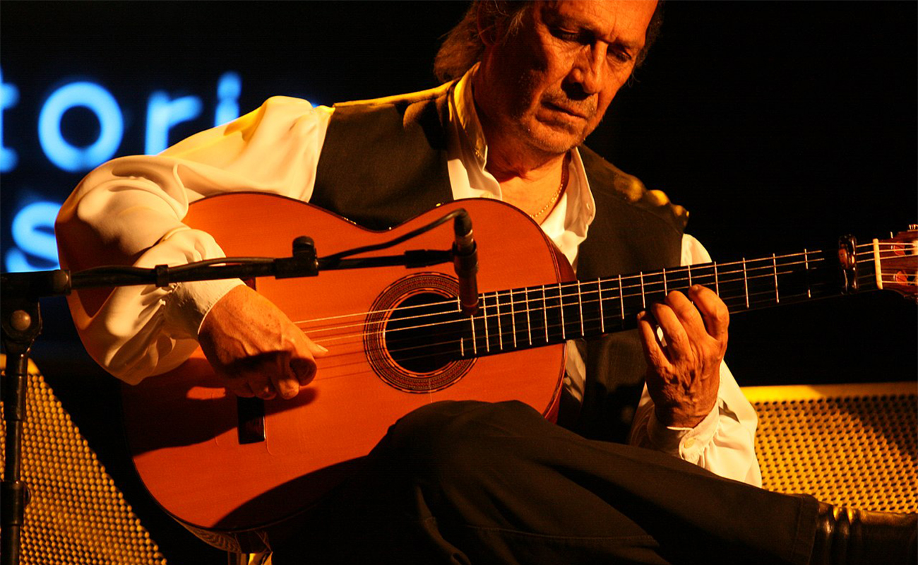 One of the most important guitarists of flamenco music: Who is Paco de Lucia?