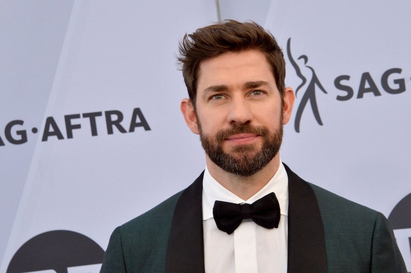 He managed to make himself popular with his role as Jim Halpert in the TV series "The Office": Who is John Krasinski?