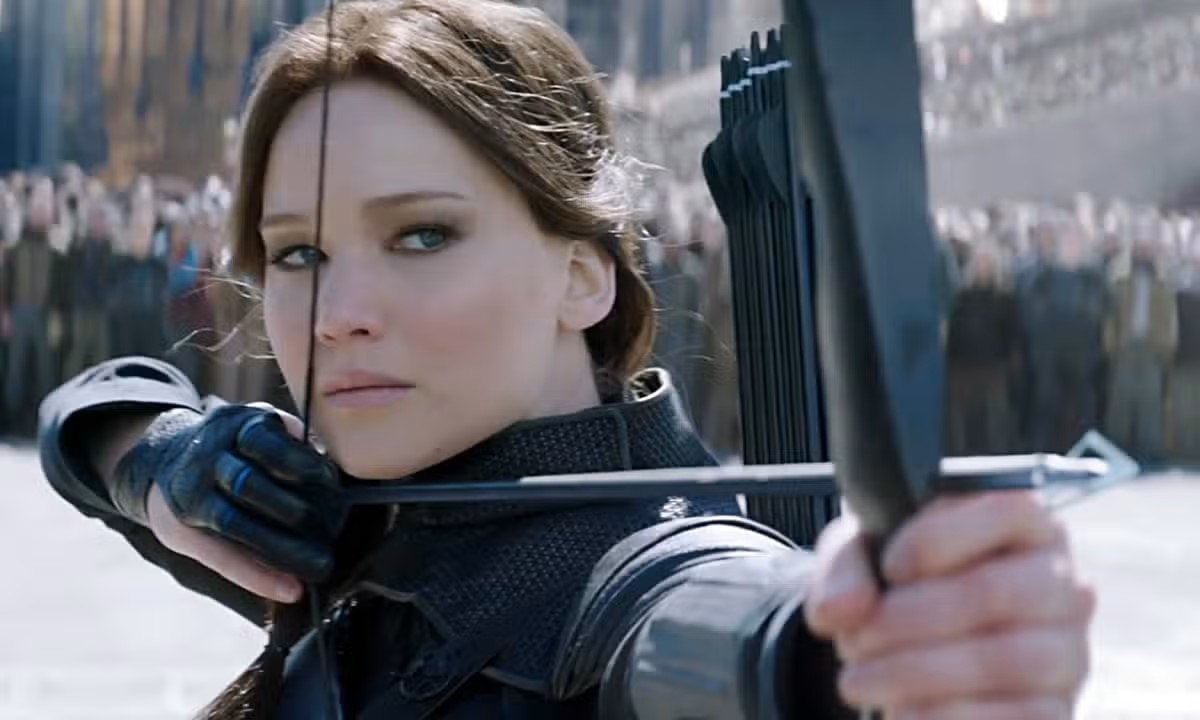 Women can (literally) be heroes too: Who is Katniss Everdeen?