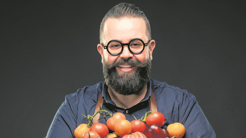 He is revered as a “Celebrity” in the Middle Eastern culinary world: Who is Chef Mohamad Orfali?