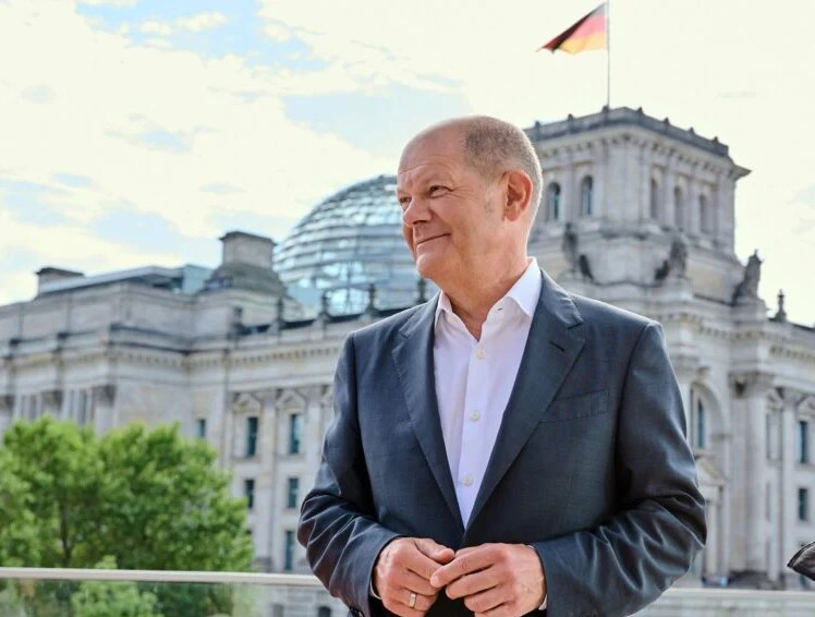 He started politics at a very early age: Who is Olaf Scholz?