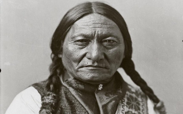 The last Native American tribal chief to fight against the US armies: Who is Sitting Bull?