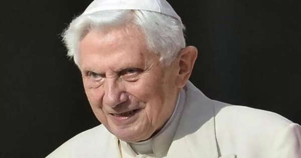 Pope, who resigned from his duty in a rare way in history: Who is Pope Benedict XVI?