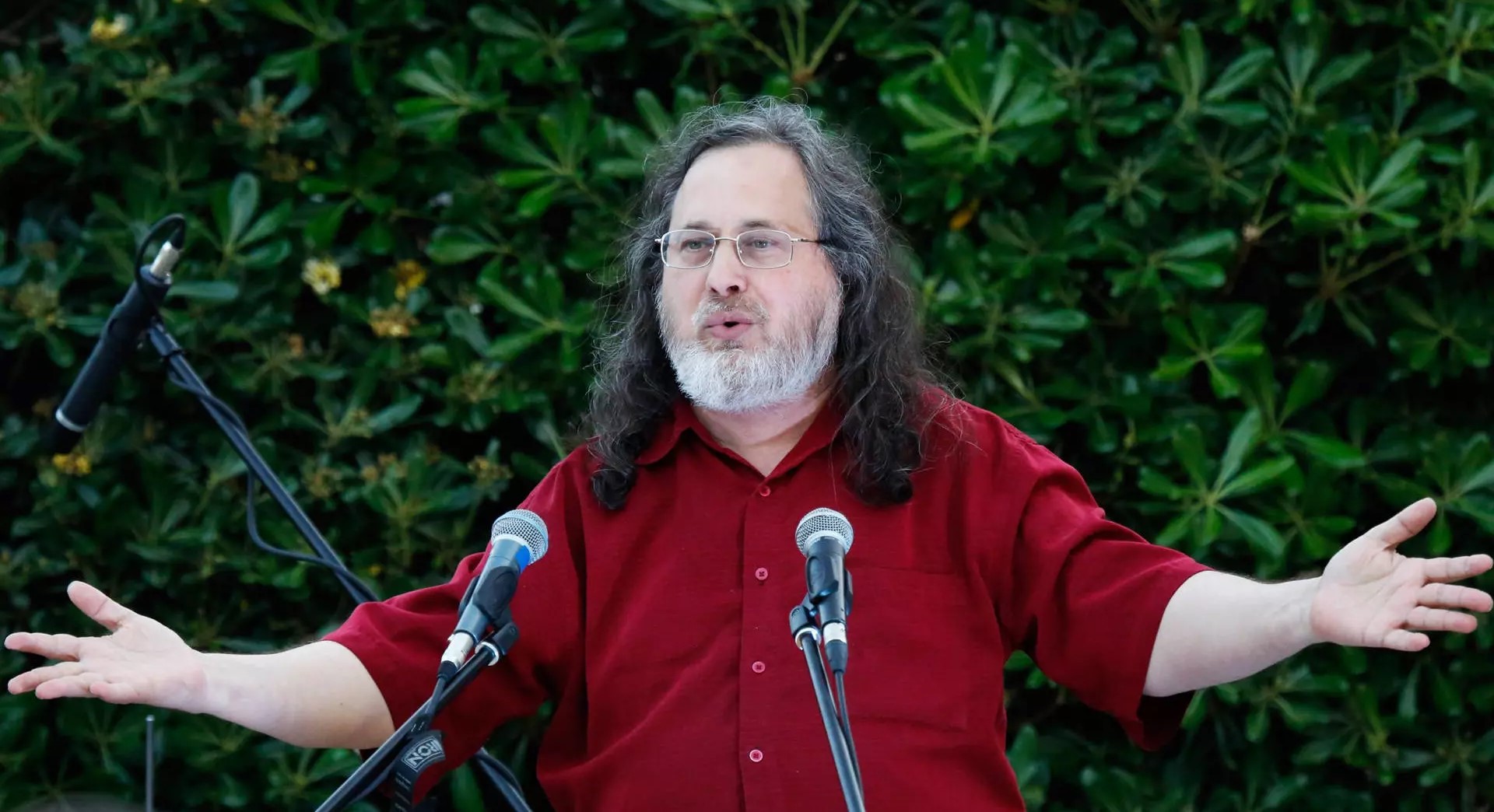 He devoted his life to popularizing free software: Who is Richard Stallman?