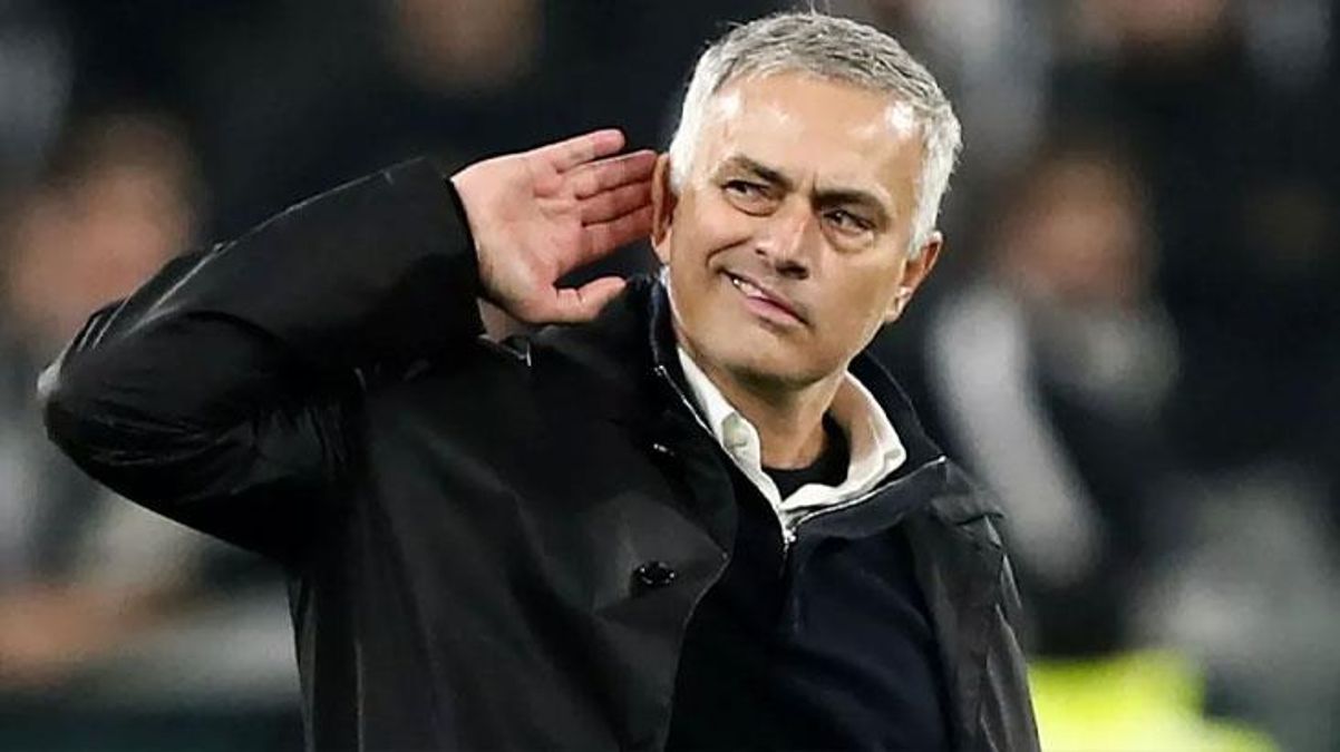 He had the ability to learn foreign languages very easily: Who is Jose Mourinho?