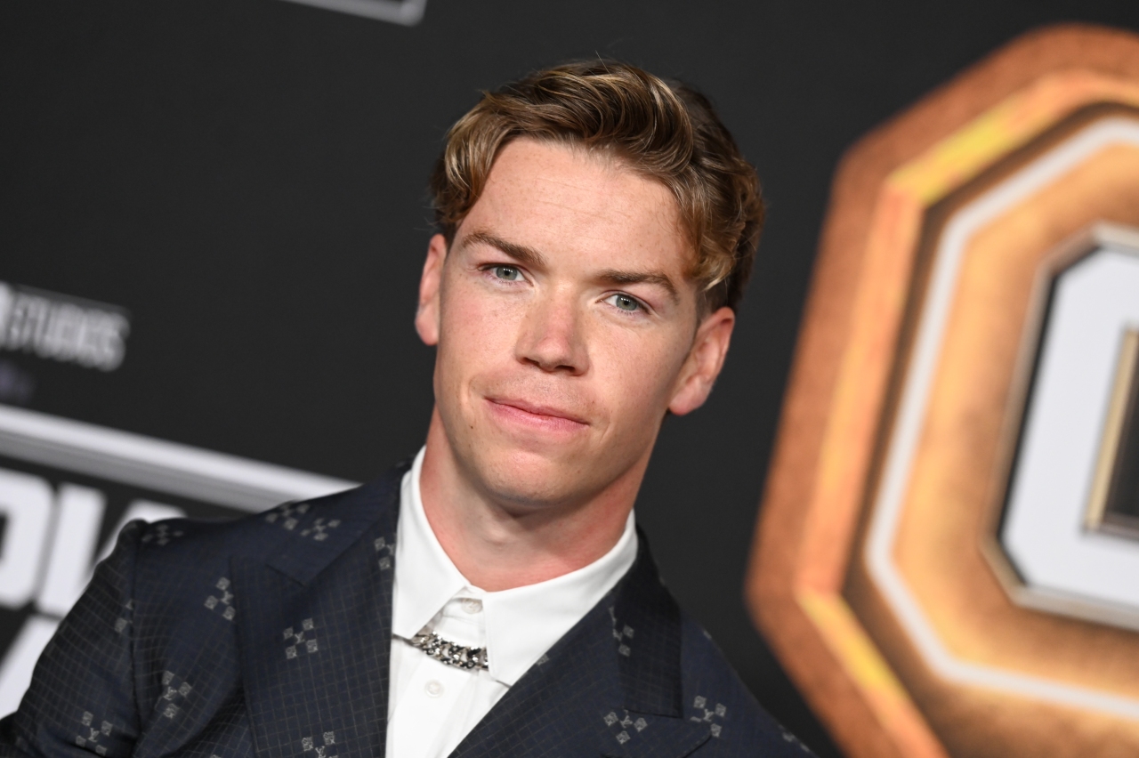 One of the leading actors of the movie "Glassland": Who is Will Poulter?