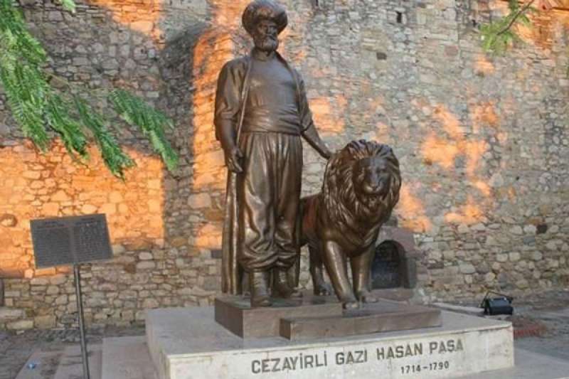 Ottoman sailor carrying a lion with him: Who is The Gazi Hasan Pasha?