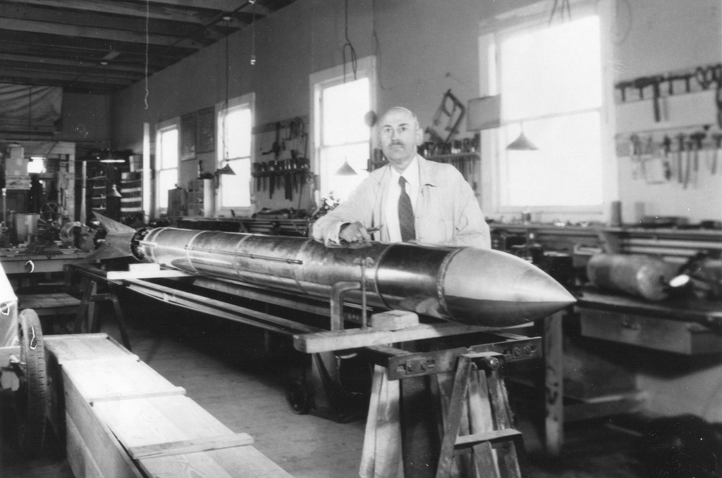 Considered the pioneer of modern space rockets: Who is Robert Goddard?