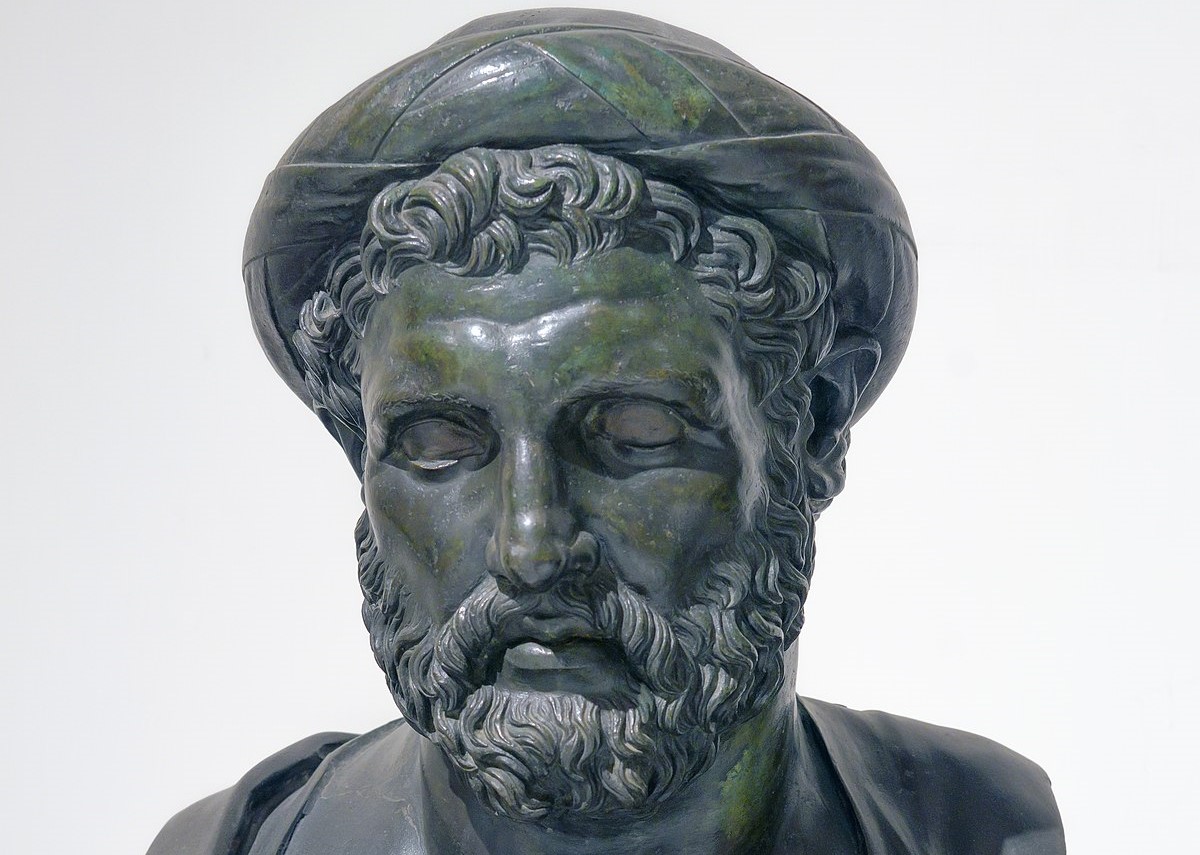 He is the founder of mathematical mechanics: Who is Archytas (Tarantum)?